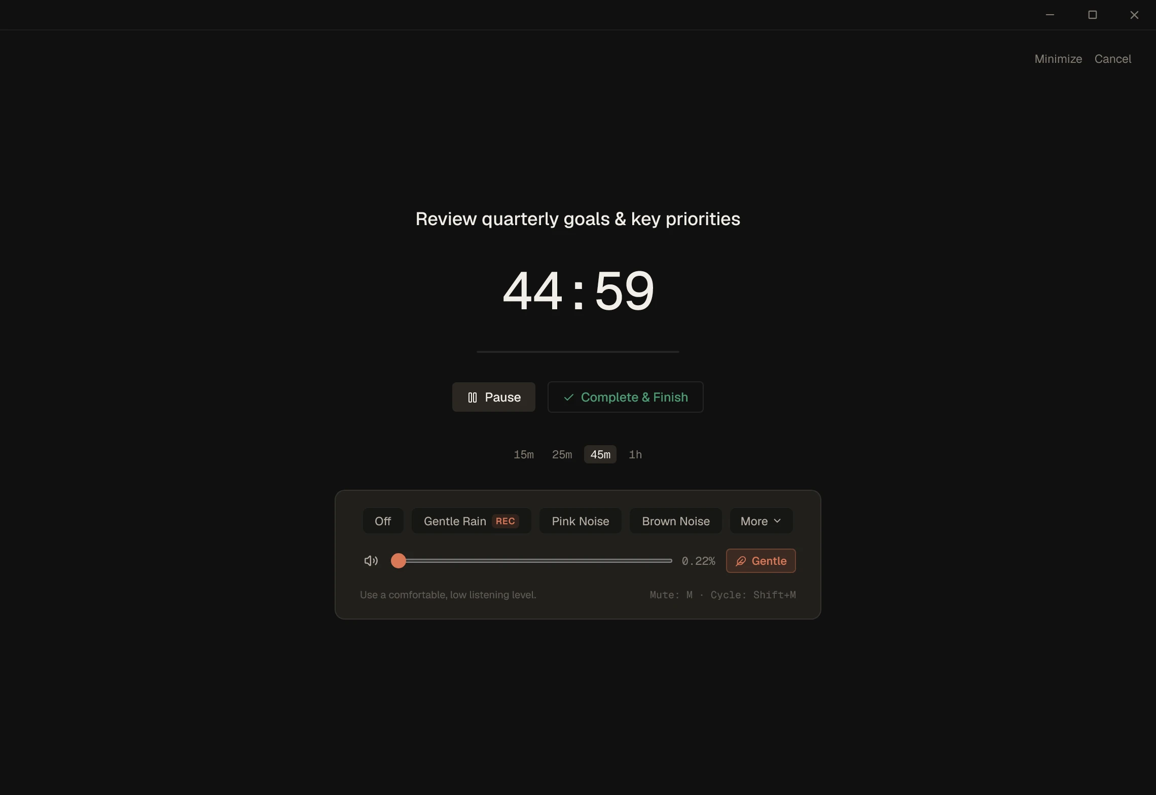 Focus mode: a full-screen single-task timer with pause and complete controls and 15 to 60 minute presets.